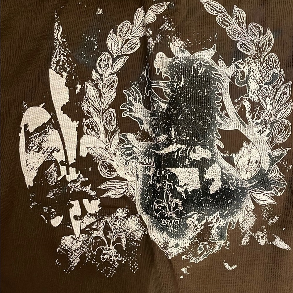 Premier Brown Long Sleeve Tee with Intricate Graphic - Picture 3 of 4